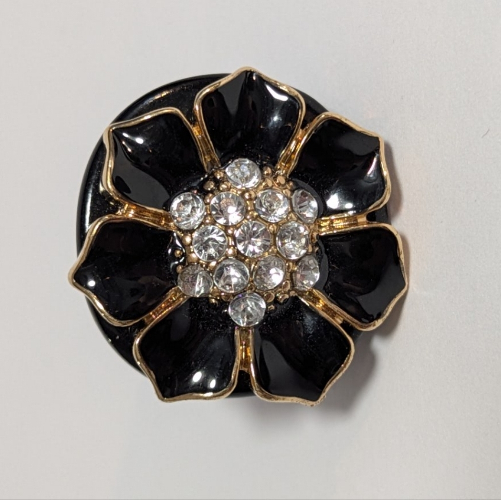 Avon Black & Gold Rhinestone Flower Ring